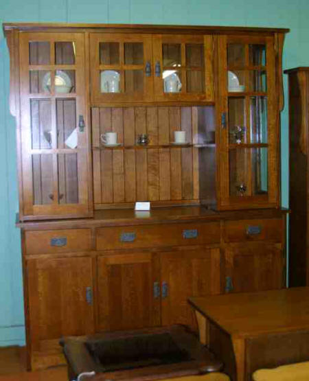 Mission style quarter sawn oak buffet and hutch, 66 inch Mission style buffet and hutch, Lloyd's Furniture Bradford and our new store in Schomberg Ontario.