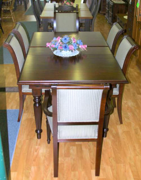 Maple Wellington Dining room table & chairs